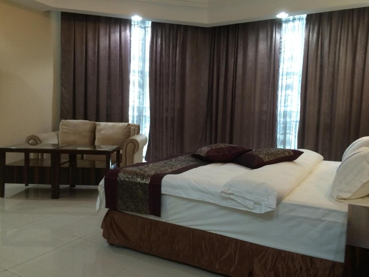 Sun Beach Hôtel Cotonou Quarto foto