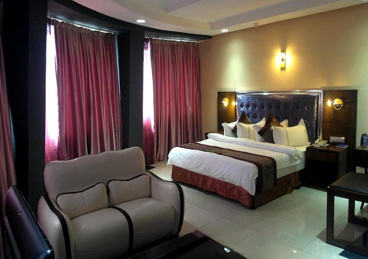 Sun Beach Hôtel Cotonou Exterior foto