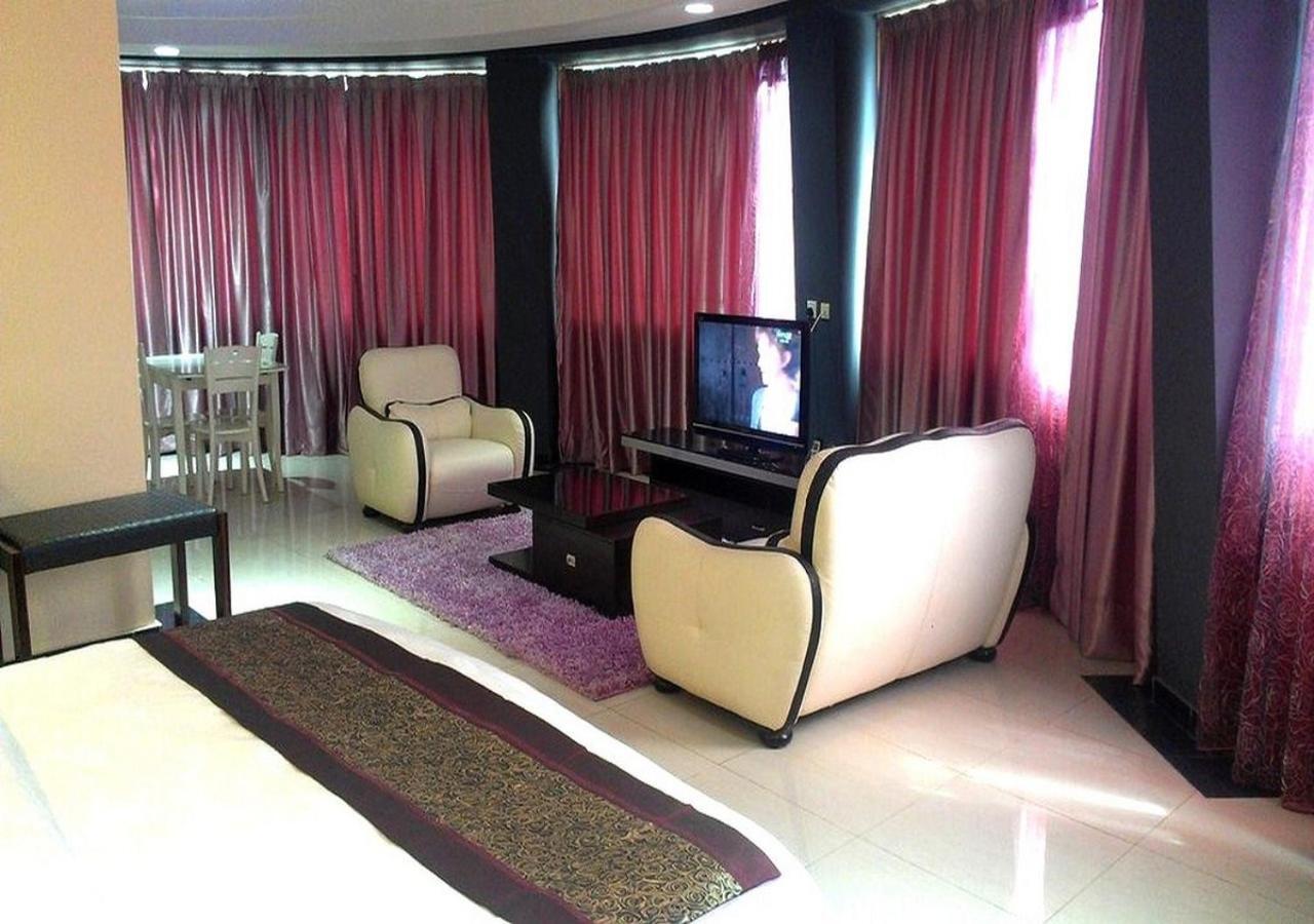 Sun Beach Hôtel Cotonou Exterior foto